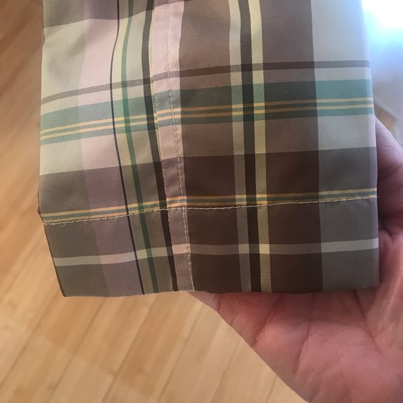 Gap Plaid trench style coat - Picture 2 of 10